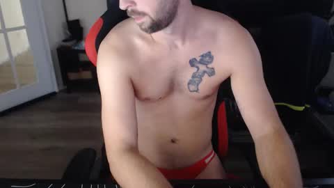 boy_t0y89 online show from 11/16/25, 10:43