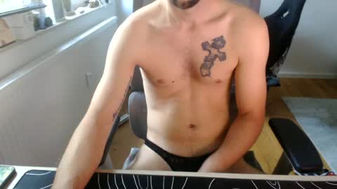 Snapshot of boy_t0y89 chatting on 07/12/26, 07:54 boy_t0y89 online show from 07/12/26, 07:54
