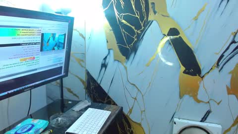 boy_tatto77 online show from 02/14/26, 06:48