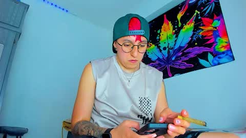 Edward ftm trans queerslave online show from 01/19/26, 01:53