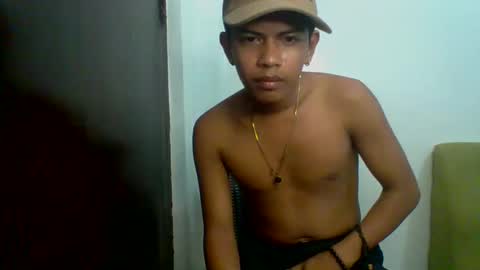 boyax16 online show from 12/08/24, 10:03