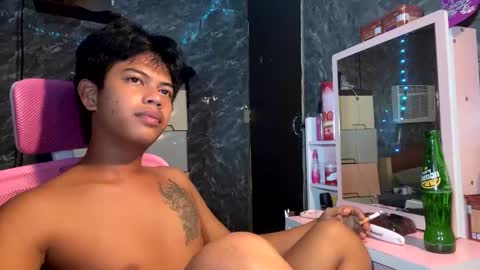 boyax16 online show from 11/22/25, 06:18