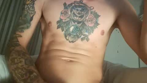 boyblendd2277 online show from 10/02/25, 04:19