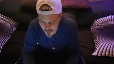 Slutty Stud online show from 02/06/25, 07:56