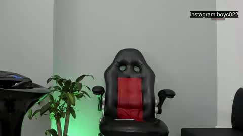 boyc02_ online show from 12/27/24, 04:04