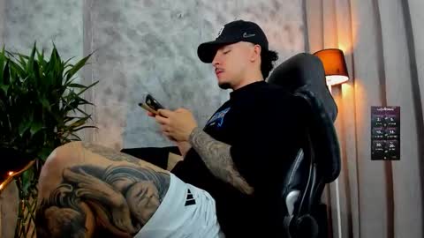 boyc02_ online show from 11/24/25, 01:05