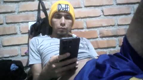 Boy online show from 01/10/25, 05:02