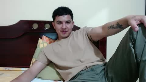 boyfit2023 online show from 04/18/26, 01:31