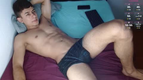 Snapshot of boyg_hots chatting on 09/19/25, 08:31 boyg_hots online show from 09/19/25, 08:31