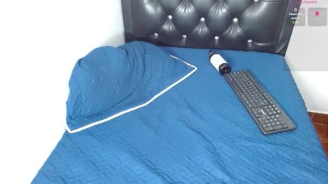 boyg_hots online show from 11/11/25, 09:04