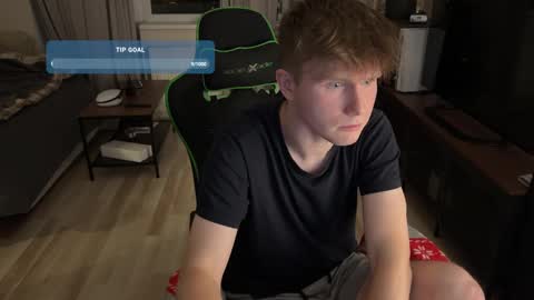 Eddie online show from 01/07/25, 01:06