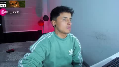 Snapshot of boylatin_777 chatting on 12/18/24, 02:32 miguel  online show from 12/18/24, 02:32