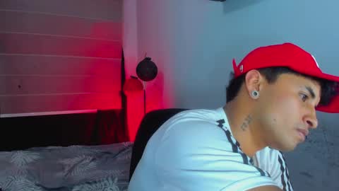 Snapshot of boylatin_777 chatting on 01/03/25, 05:50 miguel  online show from 01/03/25, 05:50