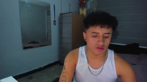 Snapshot of boylatin_777 chatting on 01/26/25, 03:06 miguel  online show from 01/26/25, 03:06