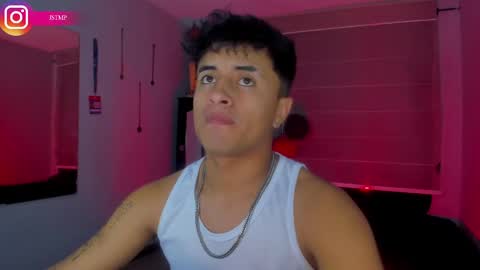 Snapshot of boylatin_777 chatting on 01/27/25, 02:20 miguel  online show from 01/27/25, 02:20