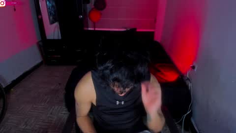 Snapshot of boylatin_777 chatting on 02/03/25, 03:42 miguel  online show from 02/03/25, 03:42