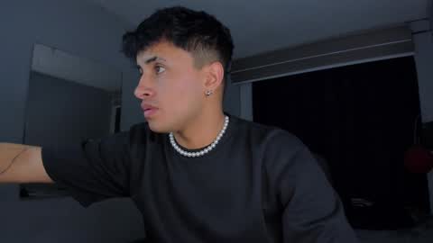 Snapshot of boylatin_777 chatting on 03/12/25, 03:02 miguel  online show from 03/12/25, 03:02