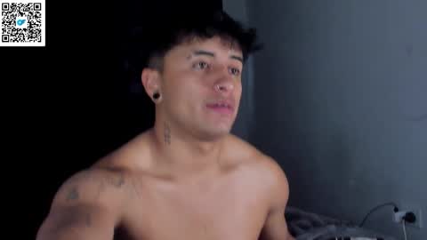 Snapshot of boylatin_777 chatting on 09/13/25, 06:40 miguel  online show from 09/13/25, 06:40