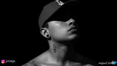 Snapshot of boylatin_777 chatting on 10/04/25, 11:52 miguel  online show from 10/04/25, 11:52