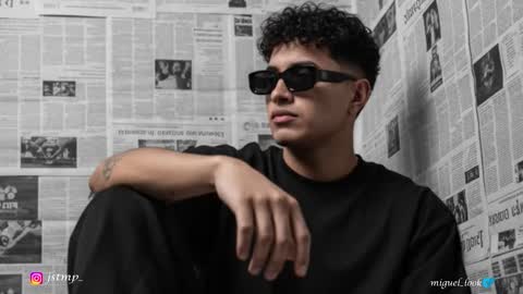 Snapshot of boylatin_777 chatting on 10/15/25, 08:36 miguel  online show from 10/15/25, 08:36