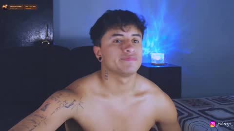 Snapshot of boylatin_777 chatting on 10/22/25, 03:34 miguel  online show from 10/22/25, 03:34