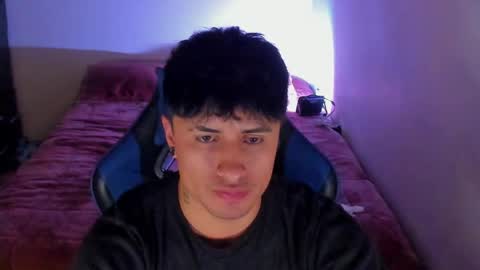 Snapshot of boylatin_777 chatting on 04/30/26, 11:09 miguel online show from 04/30/26, 11:09