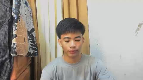 Snapshot of boynextdoor4ux chatting on 07/11/26, 02:53 HI IM JAMES DONT FORGET GIVE ME THUMBS UP AND JOIN TO MY FANCLUB online show from 07/11/26, 02:53