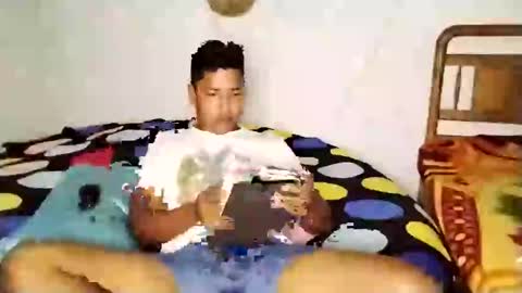 Snapshot of boysex1124 chatting on 12/08/24, 03:45 andrew online show from 12/08/24, 03:45