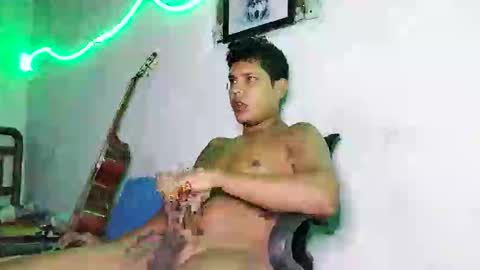 Snapshot of boysex1124 chatting on 09/30/25, 11:04 andrew online show from 09/30/25, 11:04