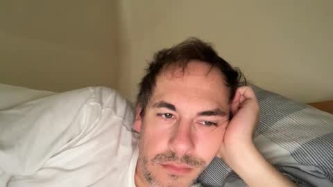 boytoyhh online show from 10/31/25, 08:48