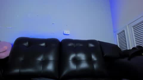 Snapshot of boysweet_boys chatting on 01/11/25, 01:06 Paul and Max online show from 01/11/25, 01:06