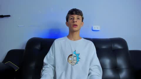 Snapshot of boysweet_boys chatting on 02/03/25, 08:57 Paul and Max online show from 02/03/25, 08:57