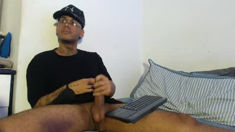 Snapshot of boyzac_ chatting on 07/26/26, 09:05 boyzac_ online show from 07/26/26, 09:05