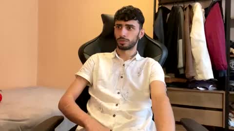 boyzinm2 online show from 11/28/25, 11:13