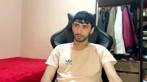 boyzinm2 online show from 01/14/26, 04:51