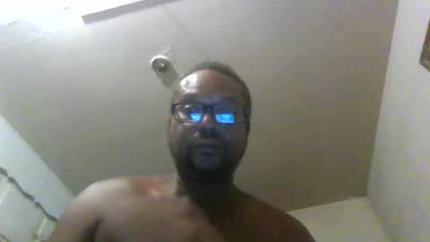 Snapshot of bpharrel34 chatting on 07/25/26, 01:04 bpharrel34 online show from 07/25/26, 01:04