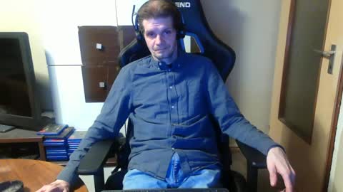 Snapshot of bponie1 chatting on 12/31/24, 12:32 bponie1 online show from 12/31/24, 12:32