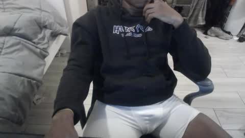 bquen400 online show from 09/16/25, 02:23