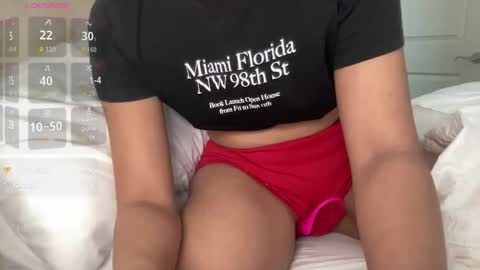 Snapshot of br0wn_baddie chatting on 03/02/26, 04:58 brown baddie online show from 03/02/26, 04:58