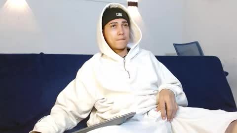 Brandon online show from 10/08/25, 04:26