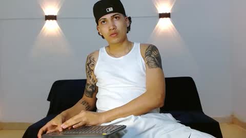 Brandon online show from 12/19/25, 02:02