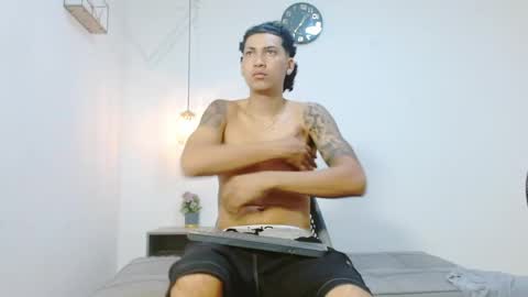 Snapshot of br4ndon_cooper chatting on 05/21/26, 04:25 Brandon online show from 05/21/26, 04:25