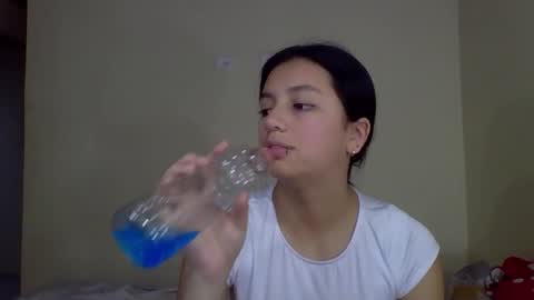 brad_and_emma293215 online show from 10/16/25, 08:10