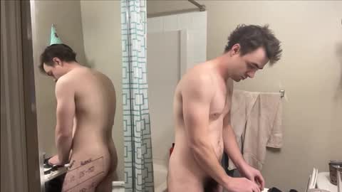 Snapshot of brad_bounce chatting on 10/26/25, 10:04 Brad Ballsy online show from 10/26/25, 10:04