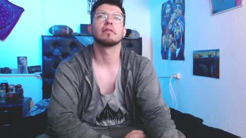 brad hot boy online show from 12/18/24, 03:15