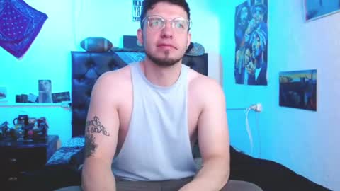 brad hot boy online show from 01/25/25, 03:30