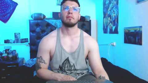 brad hot boy online show from 11/05/25, 04:40