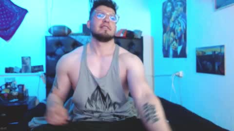 brad hot boy online show from 01/10/26, 03:58