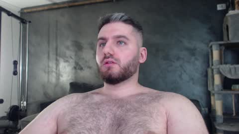 Snapshot of brad_pittfall chatting on 12/30/24, 03:35 ask me online show from 12/30/24, 03:35