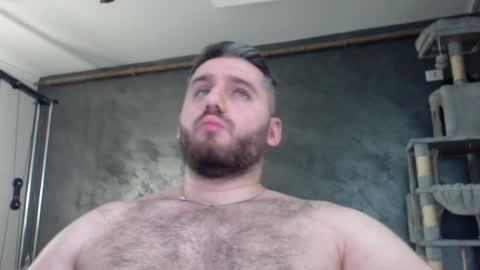 Snapshot of brad_pittfall chatting on 01/03/25, 03:33 ask me online show from 01/03/25, 03:33